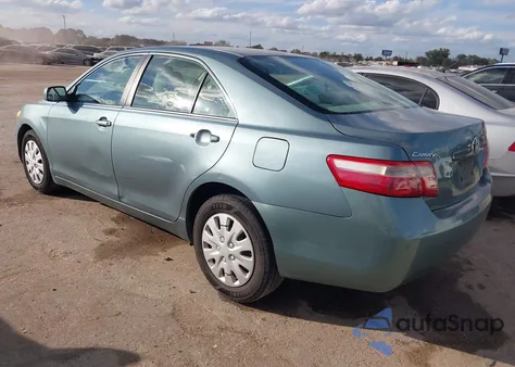 2009 Toyota Camry Le z USA, uszkodzony, nr VIN 4T1BE46K99U843075
